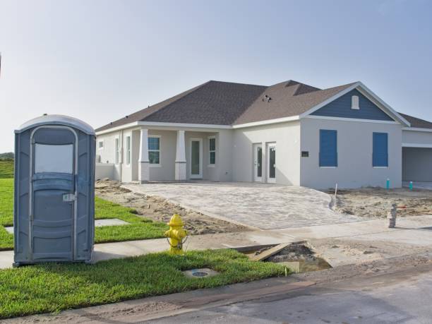 Portable Toilet Options We Offer in Bonadelle Ranchos, CA